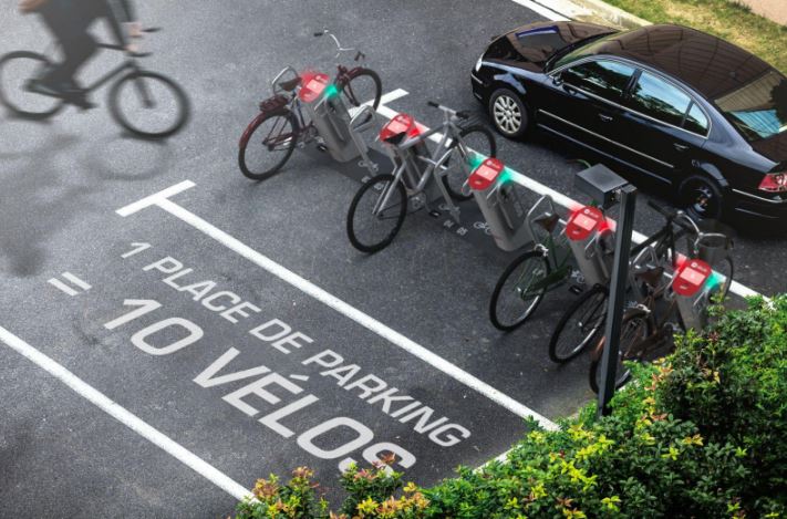 Station de recharge pour la location de vélos pour les collectivités